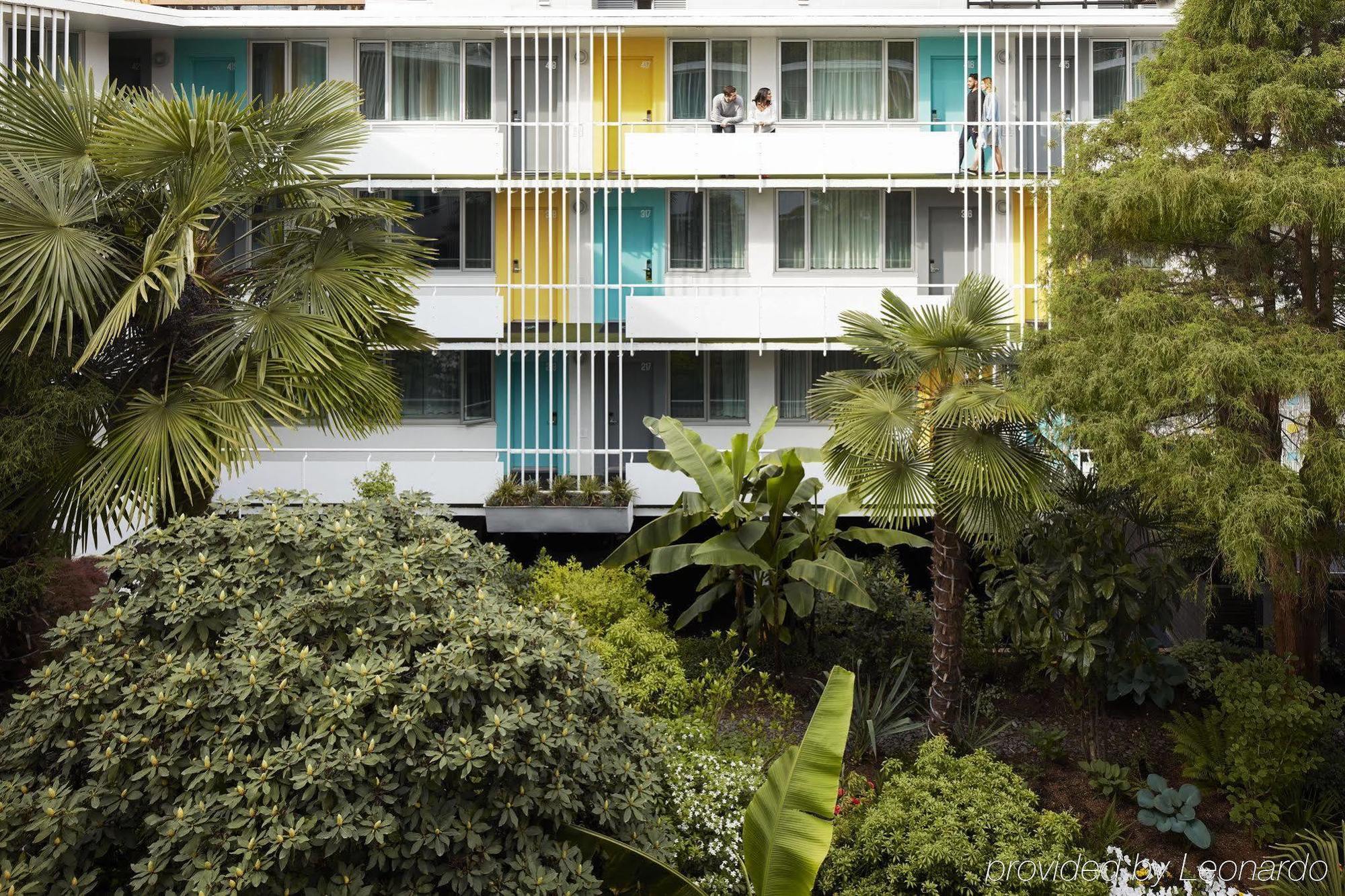 The Burrard Hotel Vancouver Exterior foto