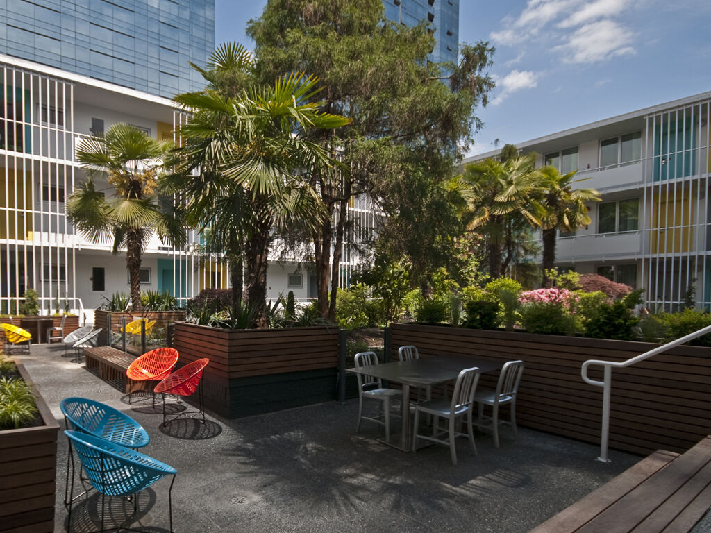 The Burrard Hotel Vancouver Exterior foto